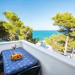 Aparthotel Sfinal
