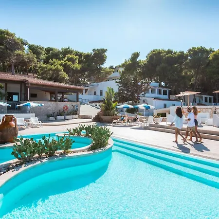 Sfinal Ξενοδοχείο με διαμερίσματα 3*